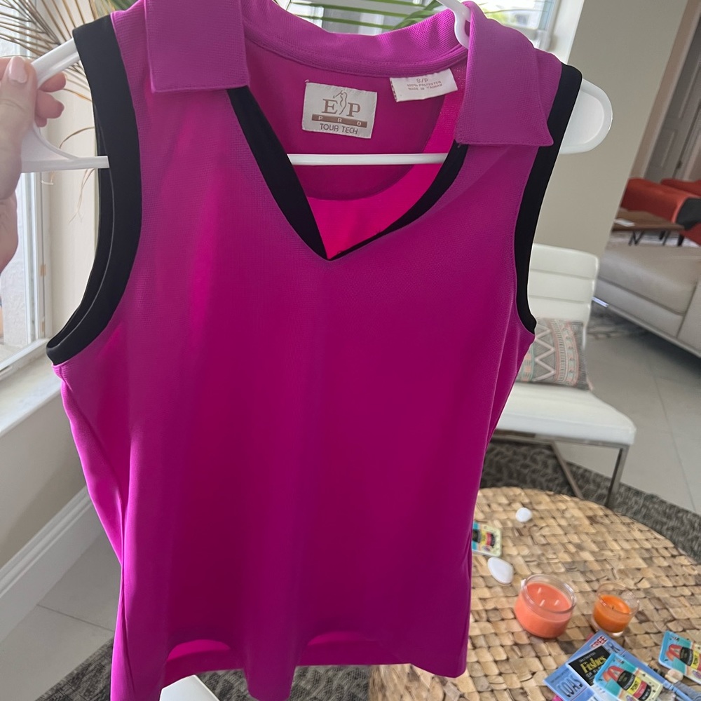 Women’s Sport/Golf Tank, size small